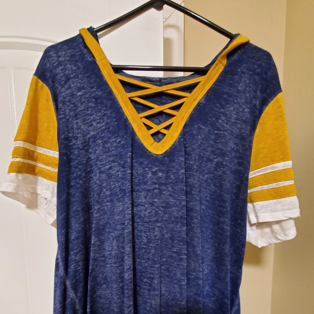 Rue21 Plus Size hooded short sleeve shirt